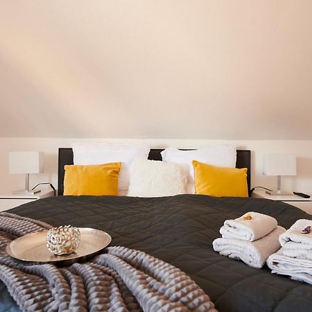파더본 Grosszuegig & Stilvoll Parkplatz ,Ruhige Lage, 5 Personen, Langzeit 아파트 외부 사진
